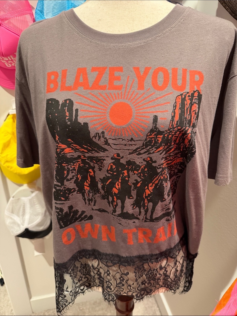 Lace-Hem 'Blaze Your Own Trail' Short Sleeve Tee - Gray/Orange